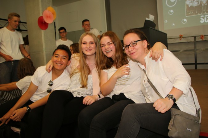 2019-06-28 16-53-45_fhd