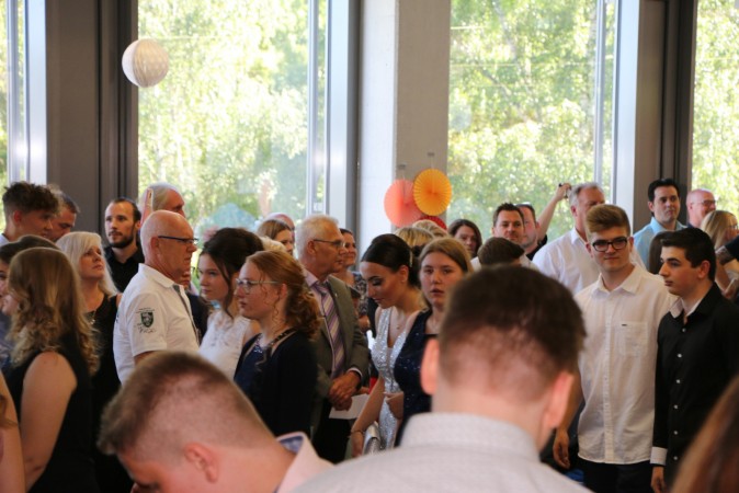 2019-06-28 17-04-47_fhd