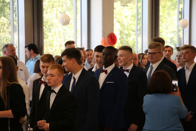 2019-06-28 17-05-18_fhd