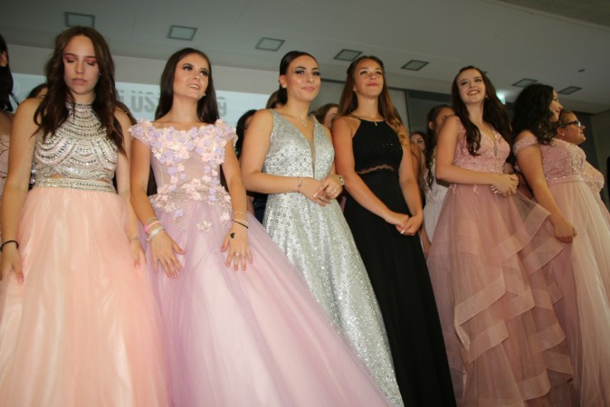 2019-06-28 18-14-12_fhd