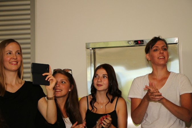 2019-06-28 18-17-11_fhd