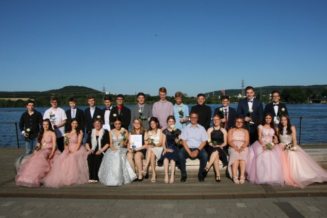 2019-06-28 18-34-07_fhd