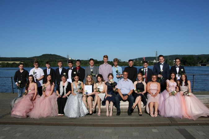 2019-06-28 18-34-08_fhd