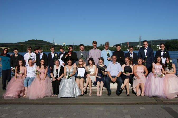 2019-06-28 18-34-47_fhd