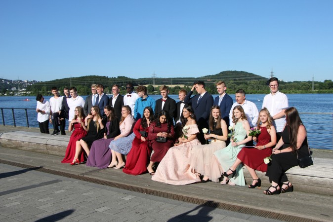 2019-06-28 18-37-20_fhd