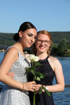 2019-06-28 18-39-25_fhd