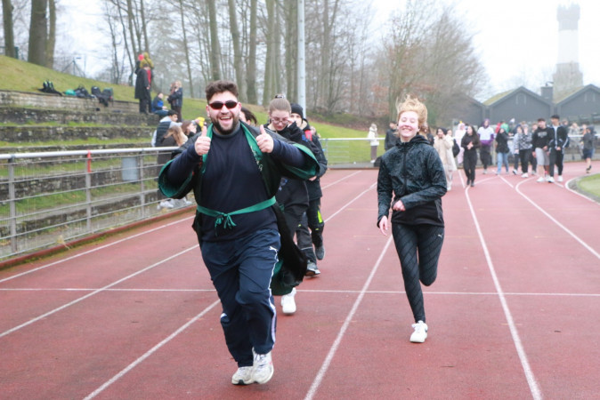 2023-02-21 09-47-05 (2)