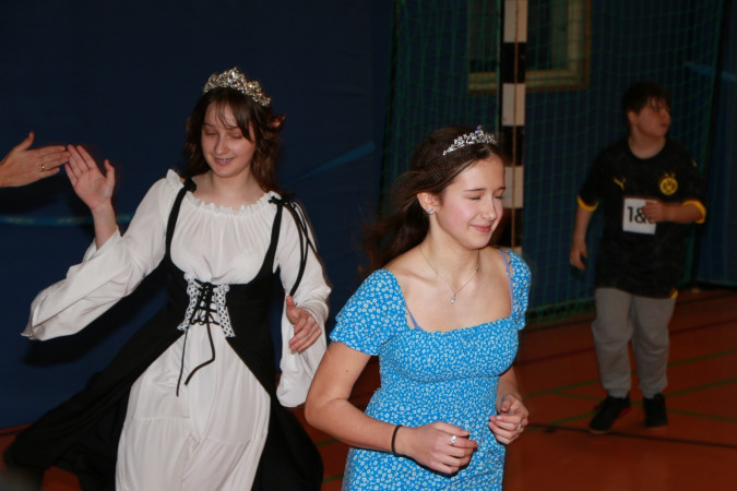 2024-02-09 09-43-22_web