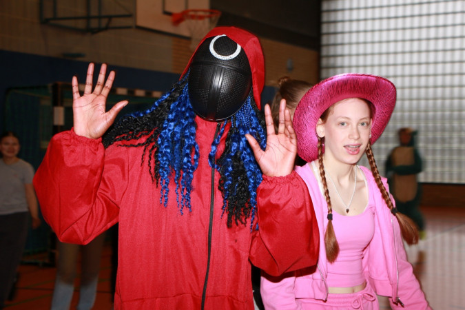 2024-02-09 09-43-48_web