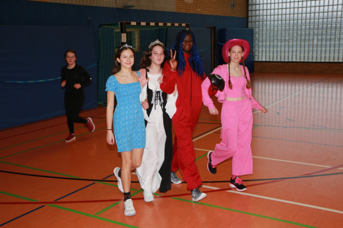 2024-02-09 09-53-52_web