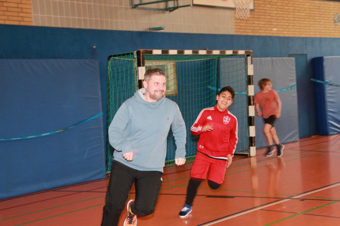 2024-02-09 11-17-00_web