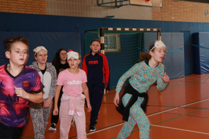 2024-02-09 11-17-33_web