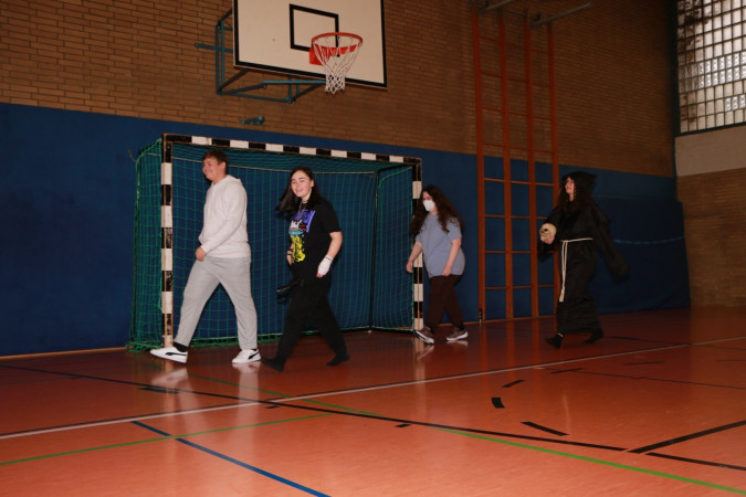 2024-02-09 12-03-15_web