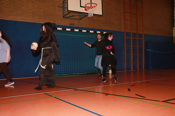 2024-02-09 12-03-18_web