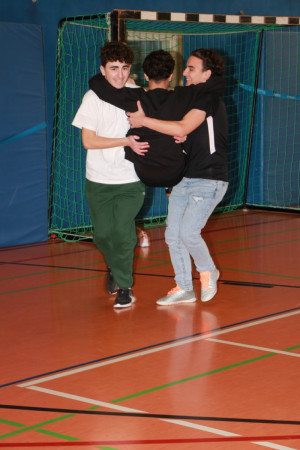 2024-02-09 12-11-22_web