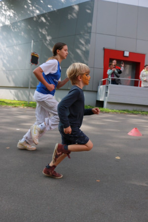 2023-09-23-12-06-17-60-web 