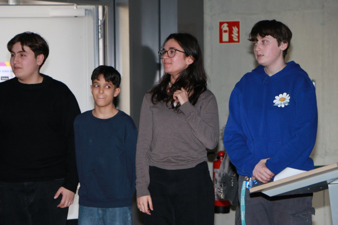 2024-01-25 12-09-08_web