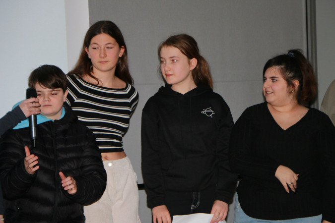 2024-01-25 12-09-16_web